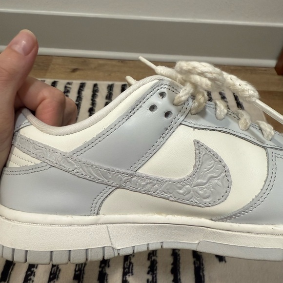 Nike Dunk Low - Picture 4 of 6